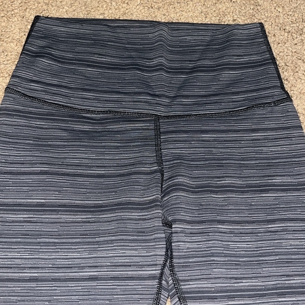 Lululemon High Times Pant Luxtreme Cyber Stripe Deep Coal Black‎ 2 - Picture 3 of 5